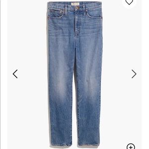 Madewell PETITE CLASSIC STRAIGHT JEANS IN PERALTA